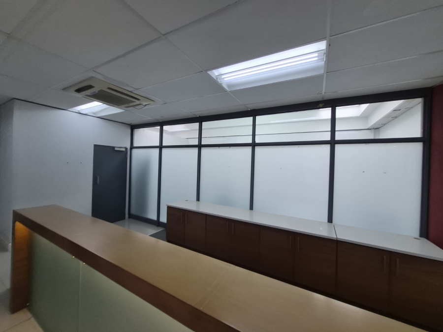 To Let Commercial Property for Rent in Ndabeni Western Cape